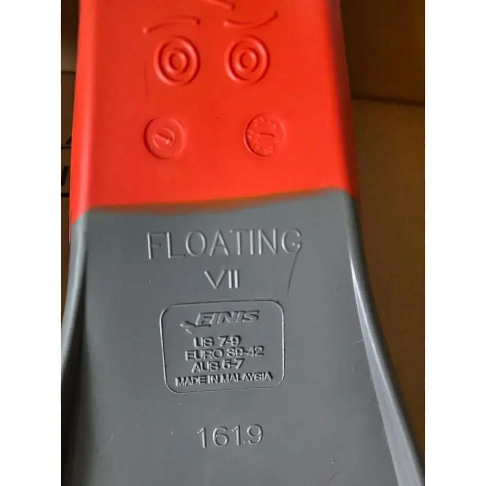 Finis Long Floating Fins Size US 7-9
